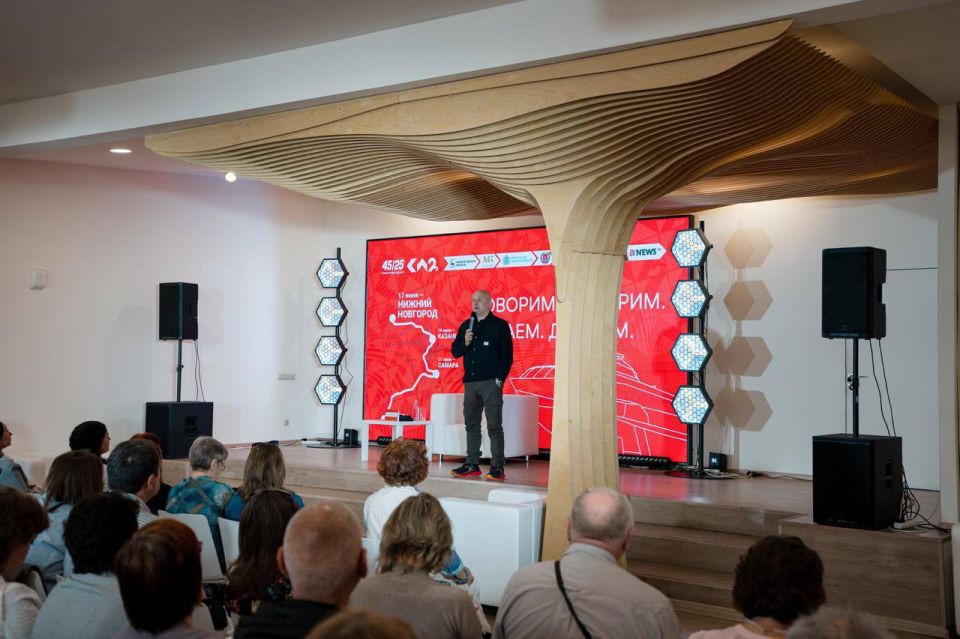 Нижний Новгород дал старт масштабному проекту «Культурный десант 45/25», собрав более 1,5 тыс Нижний Новгород дал старт масштабному проекту «Культурный десант 45/25», собрав более 1,5 тыс