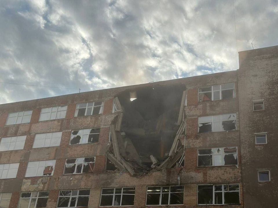 Новые удары по заводам. Под прицелом — предприятия Западенщины Новые удары по заводам. Под прицелом — предприятия Западенщины