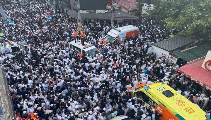 В Киево-Печерской Лавре Зе-бесы устроили страшное кощунство