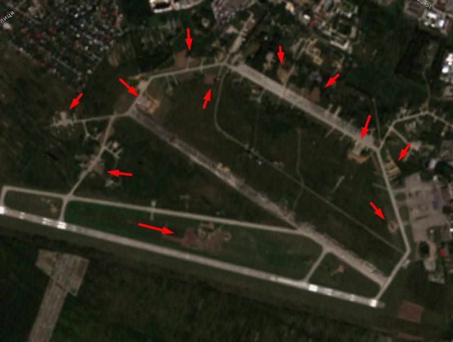 И ещё ангары для авиации всу в Ивано-Франковске(1-2 снимки) и Умани(3-4 снимки) И ещё ангары для авиации всу в Ивано-Франковске(1-2 снимки) и Умани(3-4 снимки)