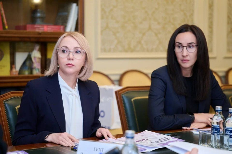 Ольга Любимова: Провели рабочую встречу с Губернатором Ненецкого автономного округа Ириной Гехт Ольга Любимова: Провели рабочую встречу с Губернатором Ненецкого автономного округа Ириной Гехт