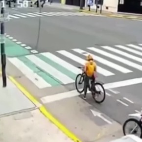 Смелая россиянка помогла накрыть банду похитителей телефонов