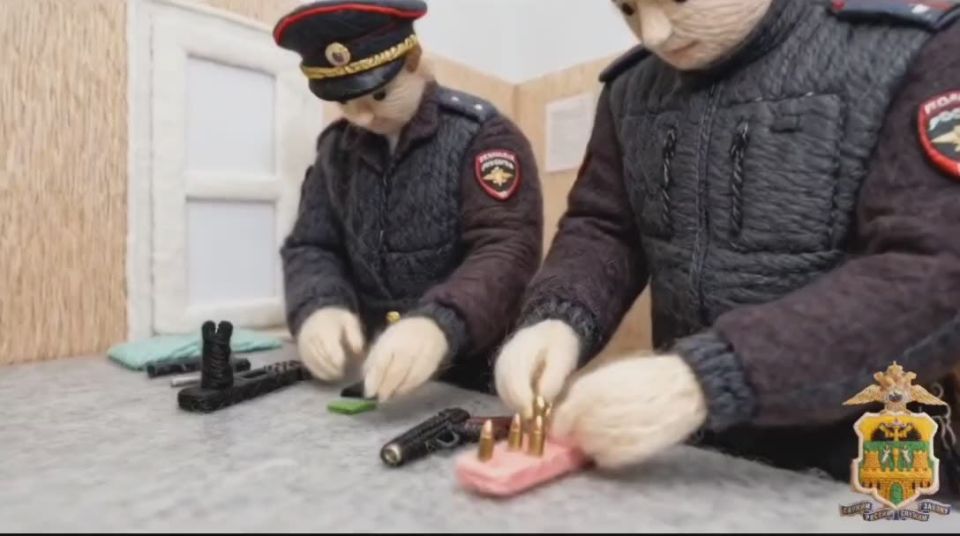 Уютное видео о буднях современной полиции? Легко! Представляем версию вязаного тренда в рамках нашей профессии