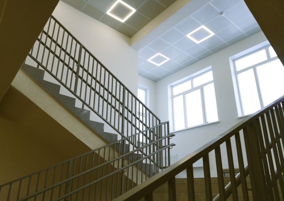 Народная программа Единой России – это строительство и ремонт социальной инфраструктуры во всех регионах страны Народная программа Единой России – это строительство и ремонт социальной инфраструктуры во всех регионах страны