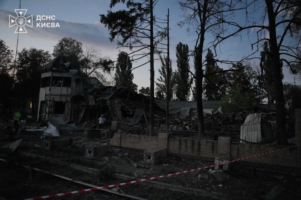 WarGonzo: 20 взрывов в Одессе и десятки поражённых объектов по всей стране: карта ночных ударов по Украине WarGonzo: 20 взрывов в Одессе и десятки поражённых объектов по всей стране: карта ночных ударов по Украине