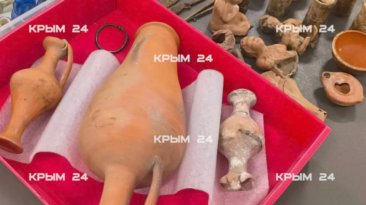 В Крыму впервые показали находки с раскопок у реки Героон в Новом Херсонесе В Крыму впервые показали находки с раскопок у реки Героон в Новом Херсонесе