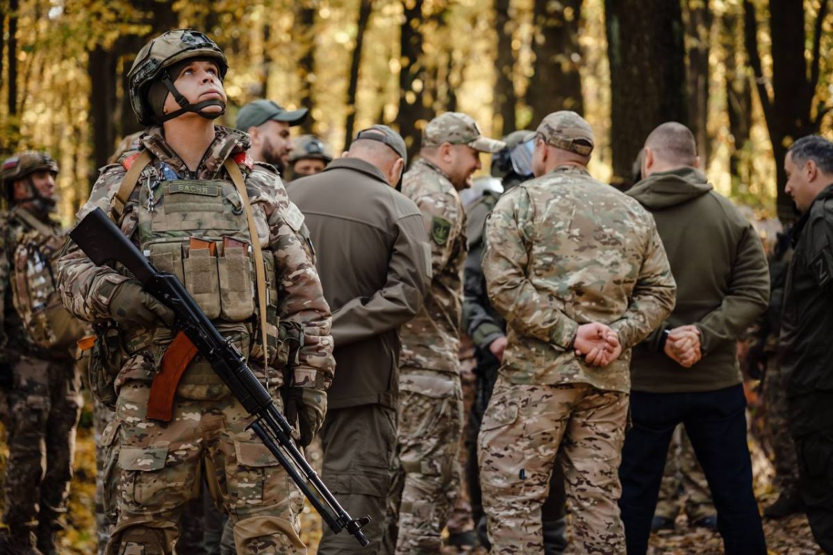 Александр Хинштейн: Борьба с беспилотникам, пожалуй, одна из важнейших задач, которую сегодня выполняет бригада «БАРСКурск» Александр Хинштейн: Борьба с беспилотникам, пожалуй, одна из важнейших задач, которую сегодня выполняет бригада «БАРСКурск»